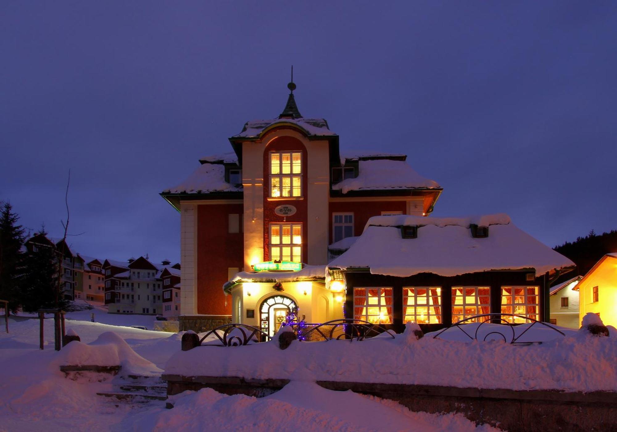 Hotel Horec Пец-под-Снєжкоу Екстер'єр фото